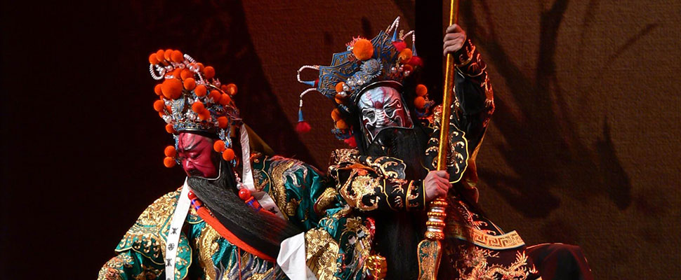 Zhejiang Yongjia Kunqu Opera Troupe To the Banquet Armed  Zhang Lingdi (left), Liu Hanguang (right)