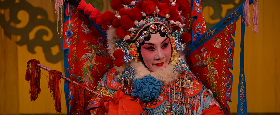 Yunnan Dian Opera Theatre Going to War from The Lady Generals of the Yang Family  Wang Yuzhen